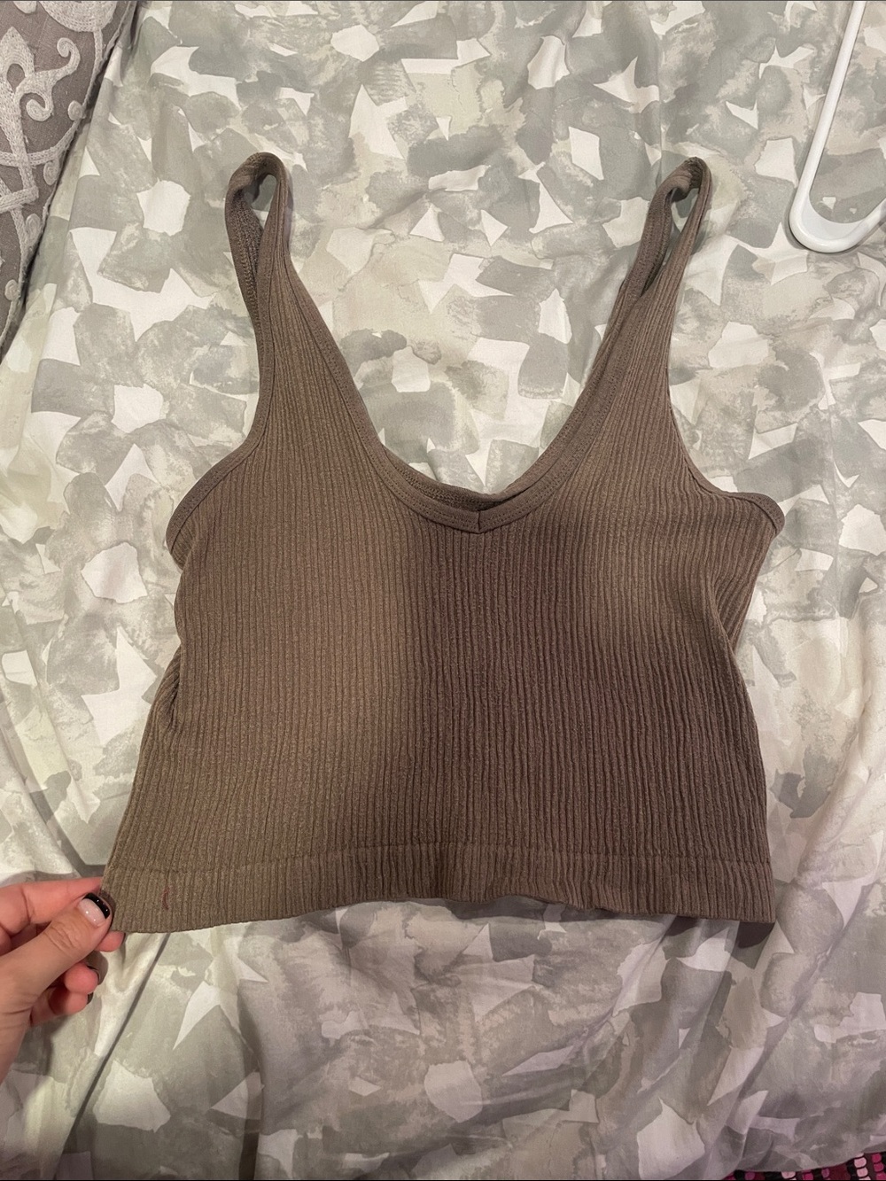 Urban Outfitters Ribbed V-Neck Cropped Tank Top - Brown